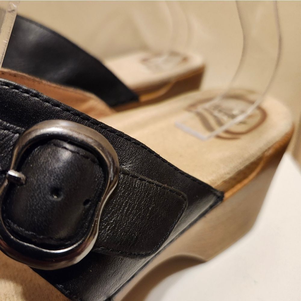 Dansko "Sophie" Black Leather Adjustable Buckle Slip-on Sandals sz.8/39 Ret.$140 - Picture 5 of 7